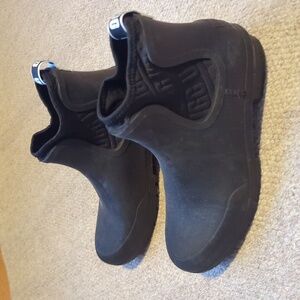 UGG Z16115 Women's Navy PVC Chevonne Ankle Waterproof Rain Boot Size US 8